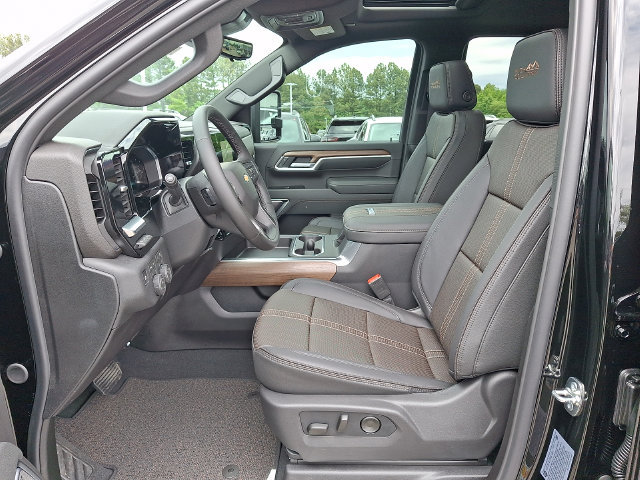 New 2026 Chevrolet Silverado 2500 High Country w/ Technology Package AWD/4WD image 6