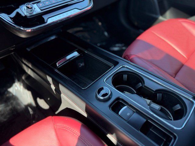 Used 2023 Lincoln Corsair Reserve w/ Equipment Group 201A AWD/4WD image 26