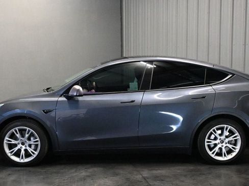 Used 2020 Tesla Model Y Long Range AWD/4WD image 8