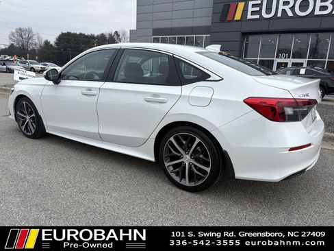 Used 2024 Honda Civic Touring image 27