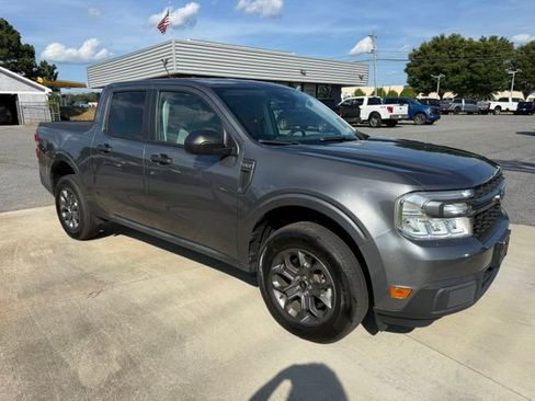 Used 2022 Ford Maverick XLT FWD image 3