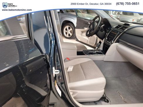Used 2012 Toyota Camry LE FWD image 15