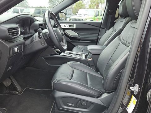 Used 2022 Ford Explorer ST w/ Equipment Group 401A AWD/4WD image 10