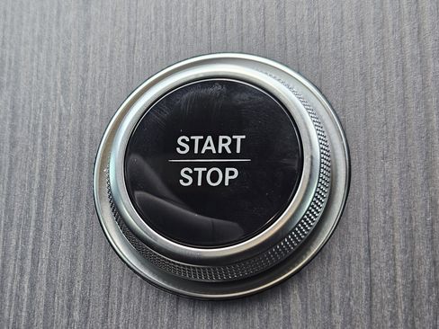 New 2026 Mercedes-Benz EQE 320 4MATIC SUV image 20