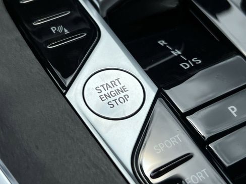 New 2026 BMW X5 xDrive40i w/ Climate Comfort Package image 29