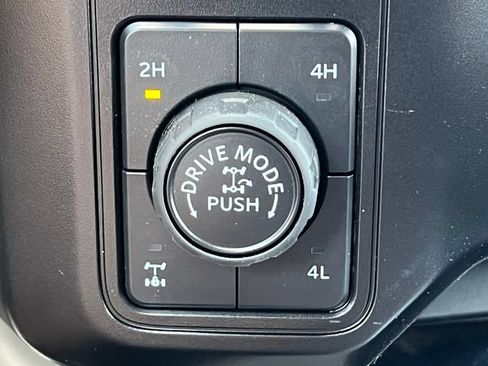 New 2026 Ford F350 Platinum w/ Platinum Plus Package AWD/4WD image 40