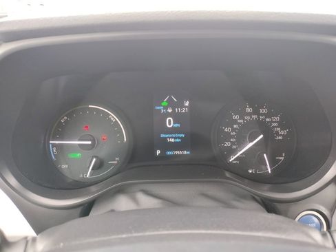 Used 2021 Toyota Sienna XSE image 28