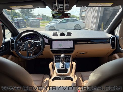 Used 2019 Porsche Cayenne AWD/4WD image 29
