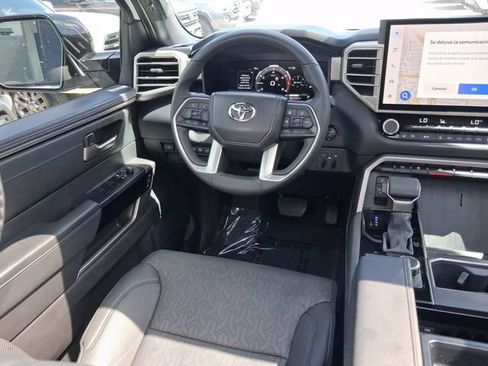 Used 2025 Toyota Tundra Limited AWD/4WD image 8