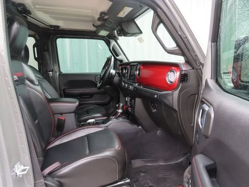 Used 2022 Jeep Wrangler Unlimited Rubicon w/ Steel Bumper Group AWD/4WD image 25