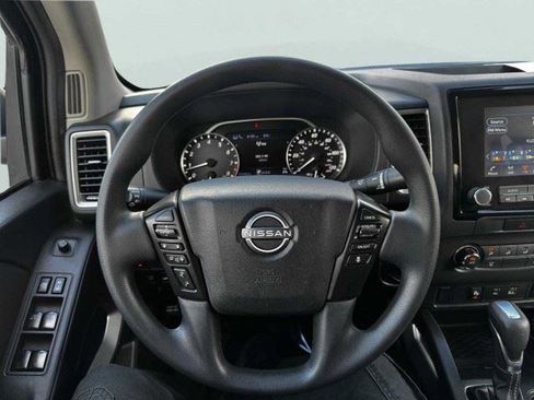 Used 2023 Nissan Frontier SV w/ Technology Package AWD/4WD image 27