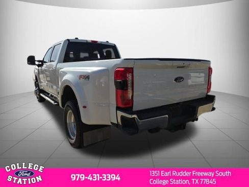 Certified 2025 Ford F350 Lariat image 5