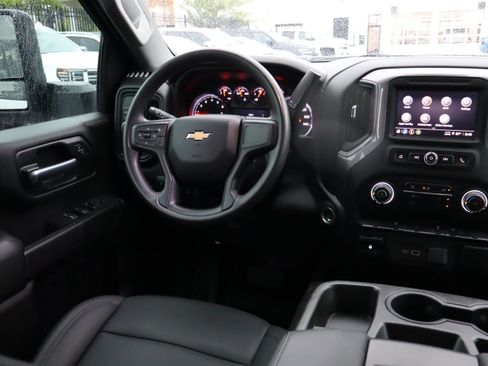 Used 2024 Chevrolet Silverado 2500 W/T w/ WT Convenience Package RWD image 17