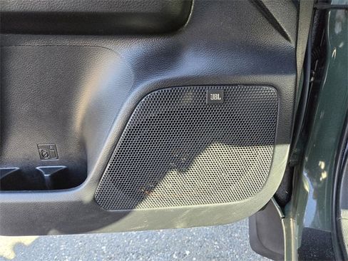 Used 2022 Toyota Tacoma TRD Off-Road image 15