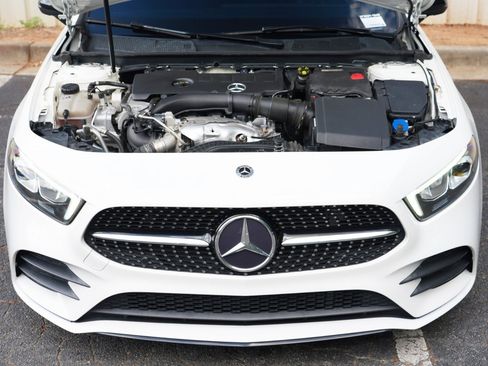 Used 2022 Mercedes-Benz A 220 w/ AMG Line image 6