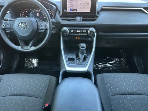 Used 2024 Toyota RAV4 XLE FWD image 11