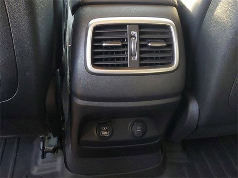 Used 2017 Kia Sorento EX image 13