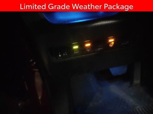 Used 2022 Toyota RAV4 Limited image 8