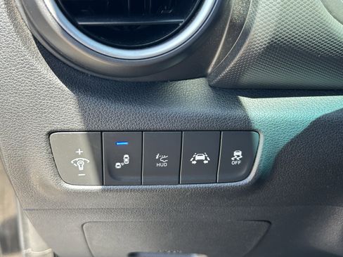 Used 2021 Hyundai Kona Ultimate FWD image 31