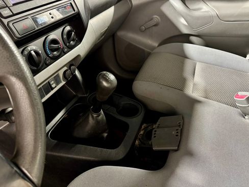 Used 2013 Toyota Tacoma 2WD Regular Cab image 19