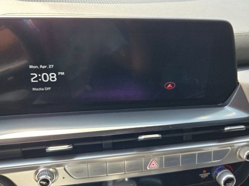 Used 2025 Kia Telluride S FWD image 20