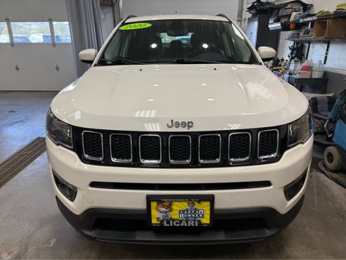 Used 2020 Jeep Compass Latitude AWD/4WD image 2