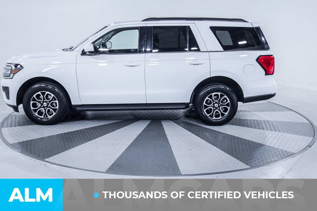 Used 2024 Ford Expedition XLT RWD image 4