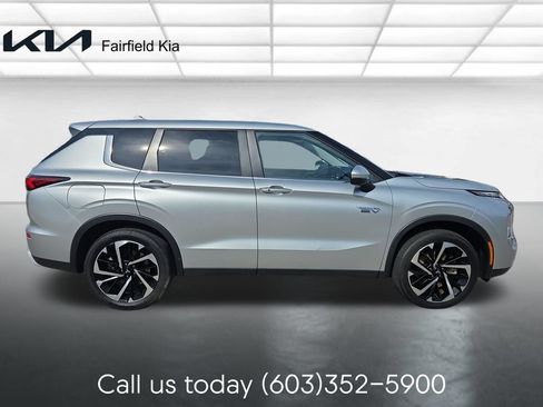Used 2024 Mitsubishi Outlander SE AWD/4WD image 6