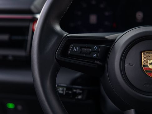 Certified 2025 Porsche Macan Electric RWD image 48