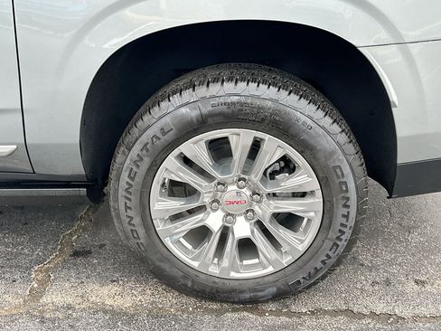 New 2026 GMC Yukon XL Denali w/ Sun & Power Step Package image 24