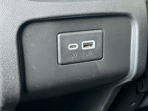 Used 2025 Chevrolet Blazer LT image 13