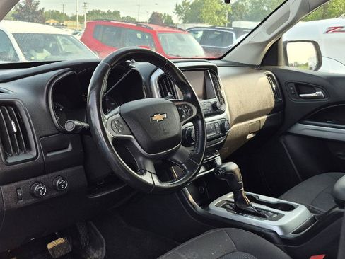 Used 2016 Chevrolet Colorado LT w/ LT Convenience Package AWD/4WD image 8