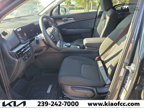 New 2026 Kia Sportage LX FWD image 20