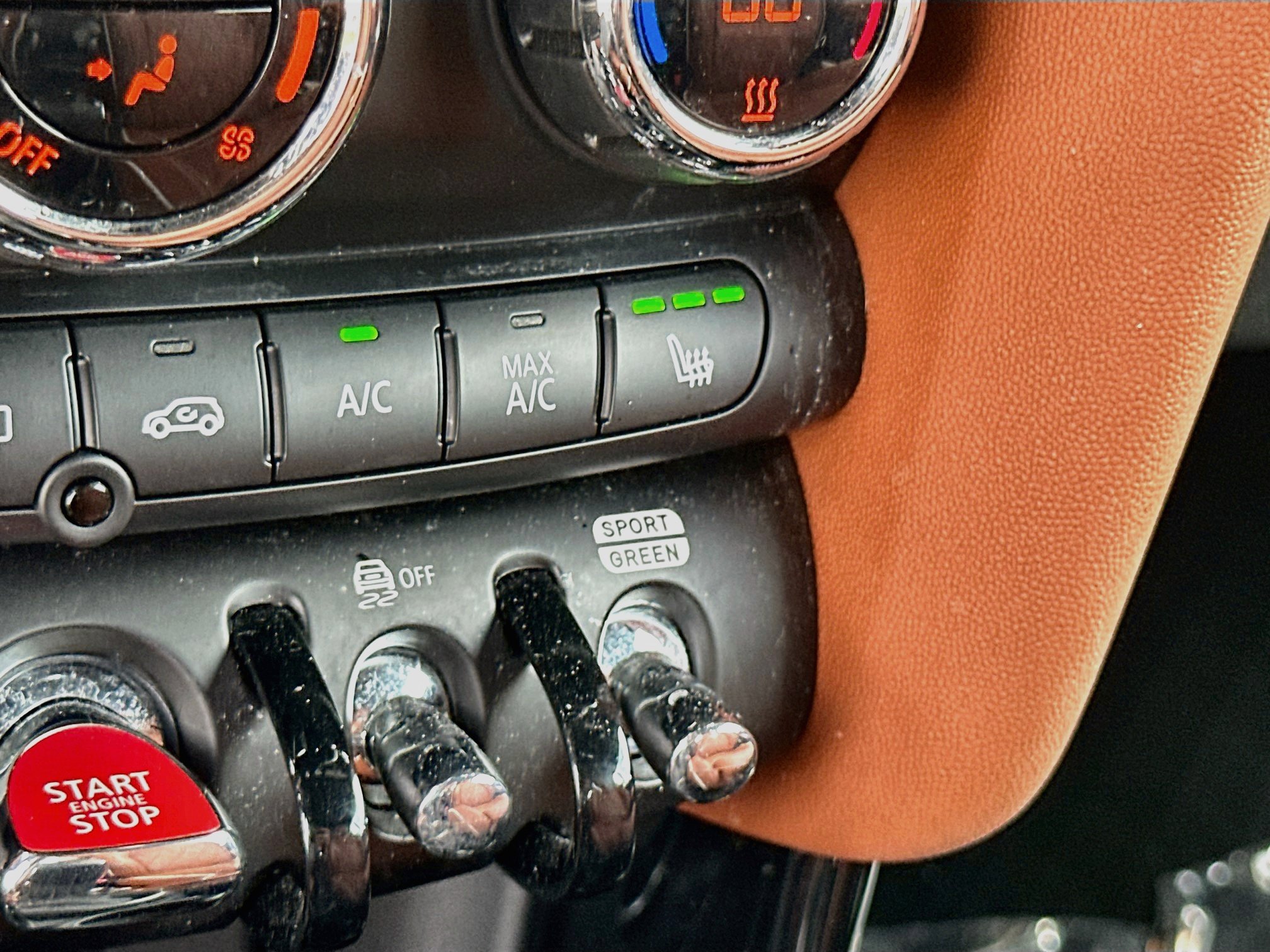 Certified 2024 MINI Cooper S FWD image 21