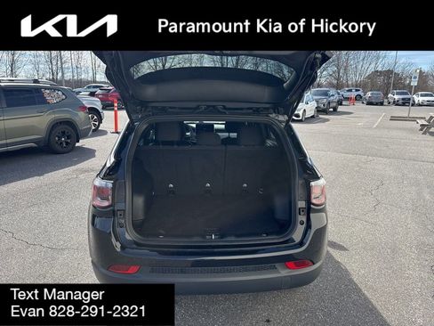 Used 2024 Jeep Compass Sport image 10