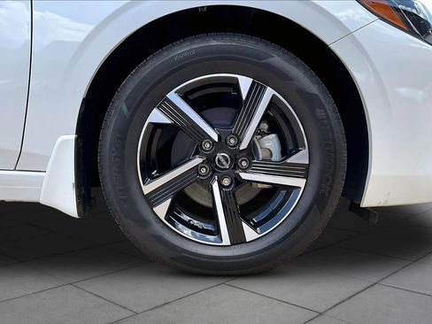 Used 2025 Nissan Sentra SV w/ All-Weather Package image 10