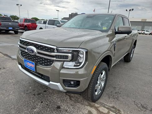 New 2026 Ford Ranger Lariat w/ Chrome Accent Package AWD/4WD image 4