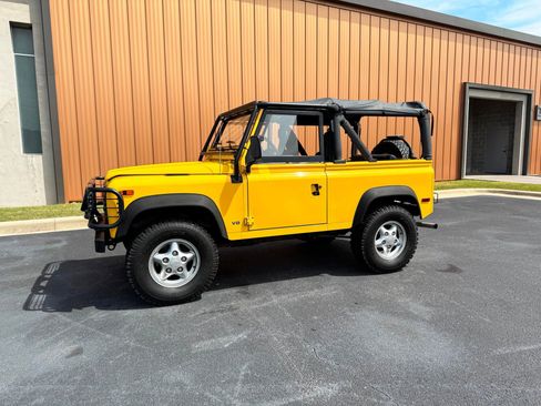Used 1997 Land Rover Defender 90 AWD/4WD image 12