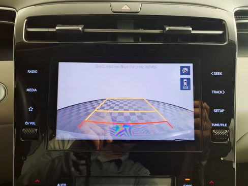 Certified 2024 Hyundai Tucson SEL FWD image 19