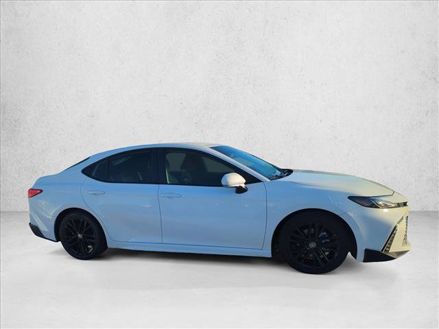 Certified 2025 Toyota Camry SE FWD image 4