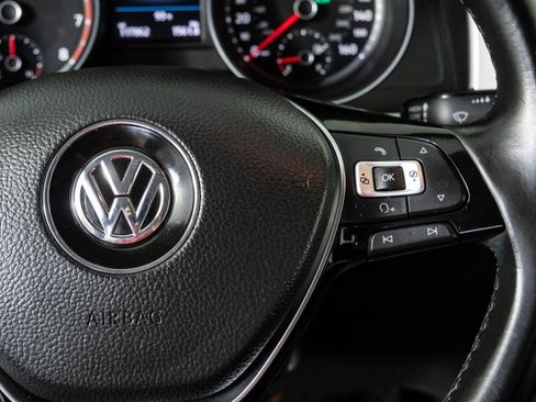Used 2018 Volkswagen Atlas SE FWD image 10