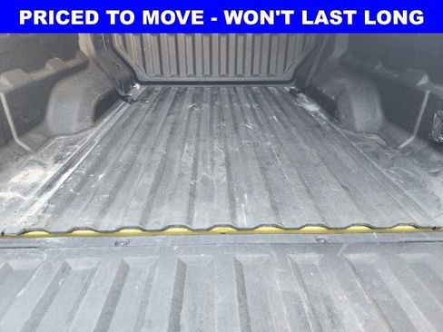 Used 2023 GMC Canyon AT4 image 33