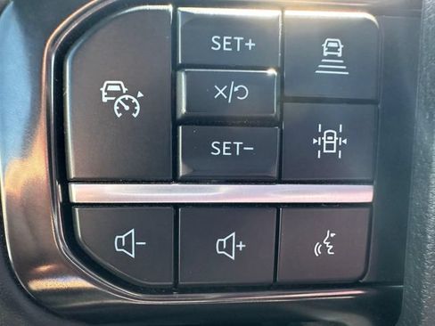 Used 2026 Ford F350 Platinum AWD/4WD image 13