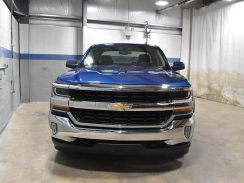 Used 2019 Chevrolet Silverado 1500 LT w/ All Star Edition image 27