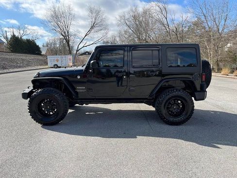 Used 2017 Jeep Wrangler Unlimited Sport w/ Quick Order Package 24S image 23