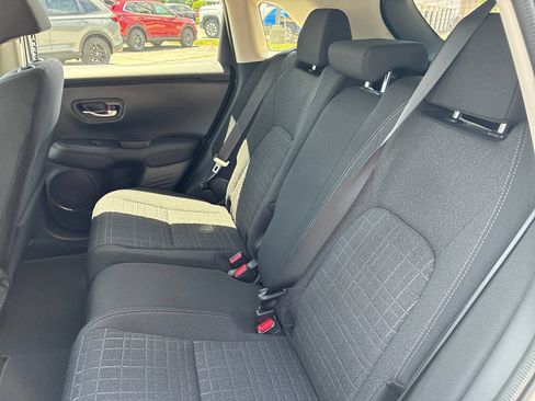 New 2027 Honda HR-V LX image 17