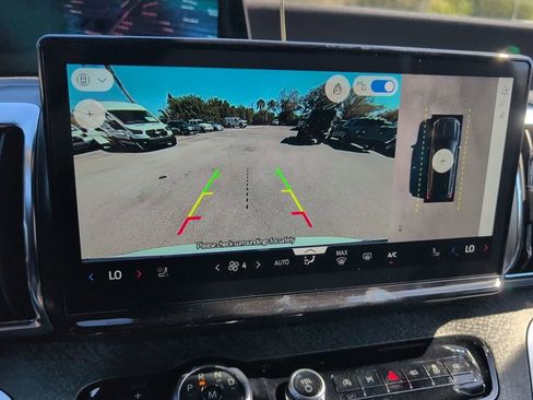 New 2026 Ford Expedition Tremor image 21