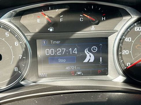 Used 2022 GMC Terrain SLE image 13