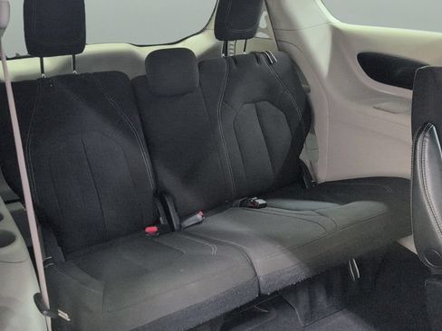 Used 2023 Chrysler Voyager LX FWD image 22