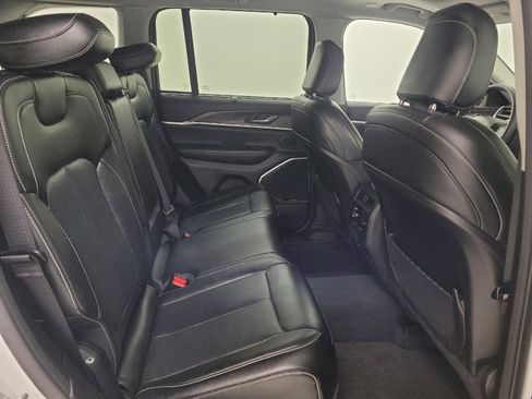 Used 2022 Jeep Grand Cherokee Limited 4xe w/ Luxury Tech Group II image 19